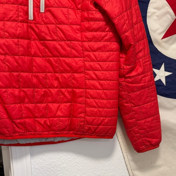 Patagonia Women’s Nano Puff | Small | Red - Picture 5 of 6